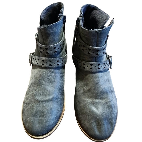 3/$15 Rocket Dog Zip Booties Grey - 4 - Picture 4 of 9